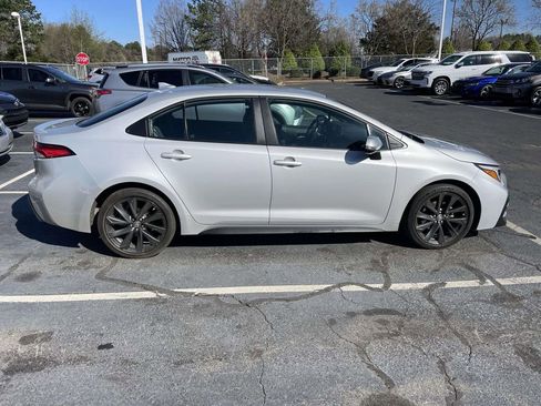 Used 2023 Toyota Corolla SE image 11
