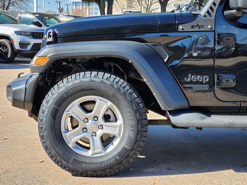 Certified 2021 Jeep Wrangler Unlimited Sport S image 9