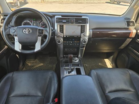 Used 2022 Toyota 4Runner Limited AWD/4WD image 5