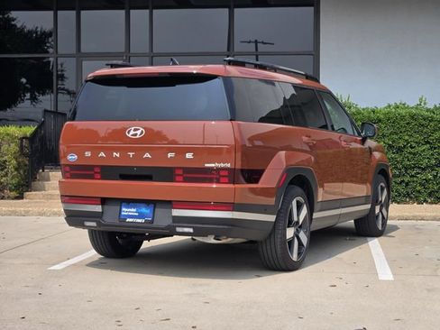 Certified 2025 Hyundai Santa Fe Limited AWD/4WD image 7