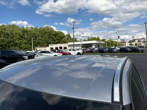 Used 2021 Lincoln Aviator AWD w/ Elements Package image 14