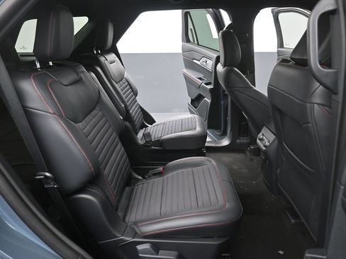 New 2026 Ford Explorer ST-Line w/ ST-Line Street Pack image 10