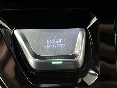 Used 2025 GMC Sierra 1500 AT4 image 34