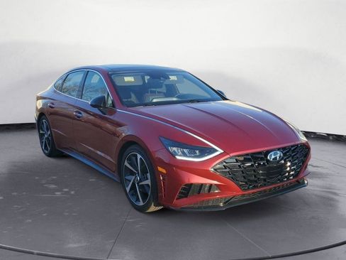 Used 2023 Hyundai Sonata SEL Plus image 2
