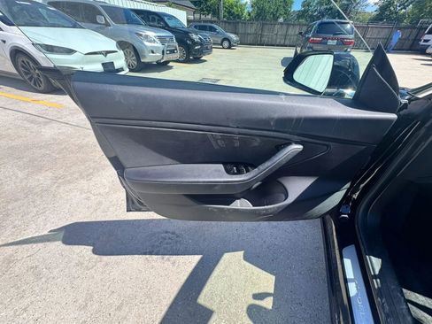 Used 2019 Tesla Model 3 Long Range RWD image 6