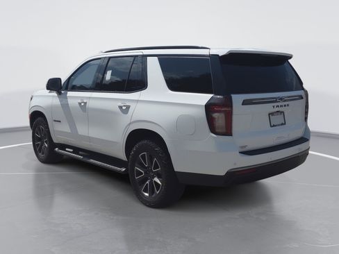 Used 2022 Chevrolet Tahoe Z71 w/ Z71 Off-Road Package AWD/4WD image 5