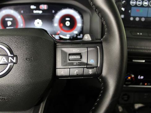 Certified 2026 Nissan Rogue SL FWD image 24