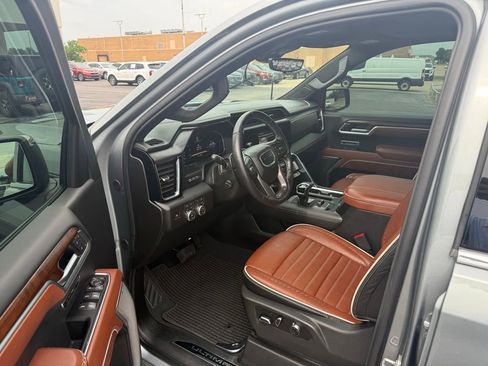 Used 2026 GMC Sierra 1500 Denali Ultimate AWD/4WD image 19