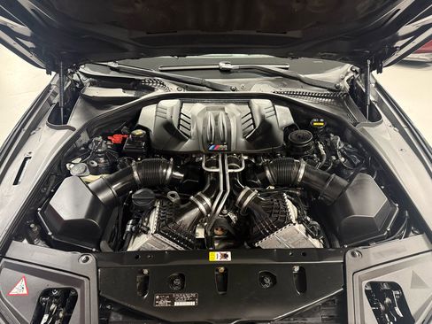 Used 2014 BMW M5 image 23