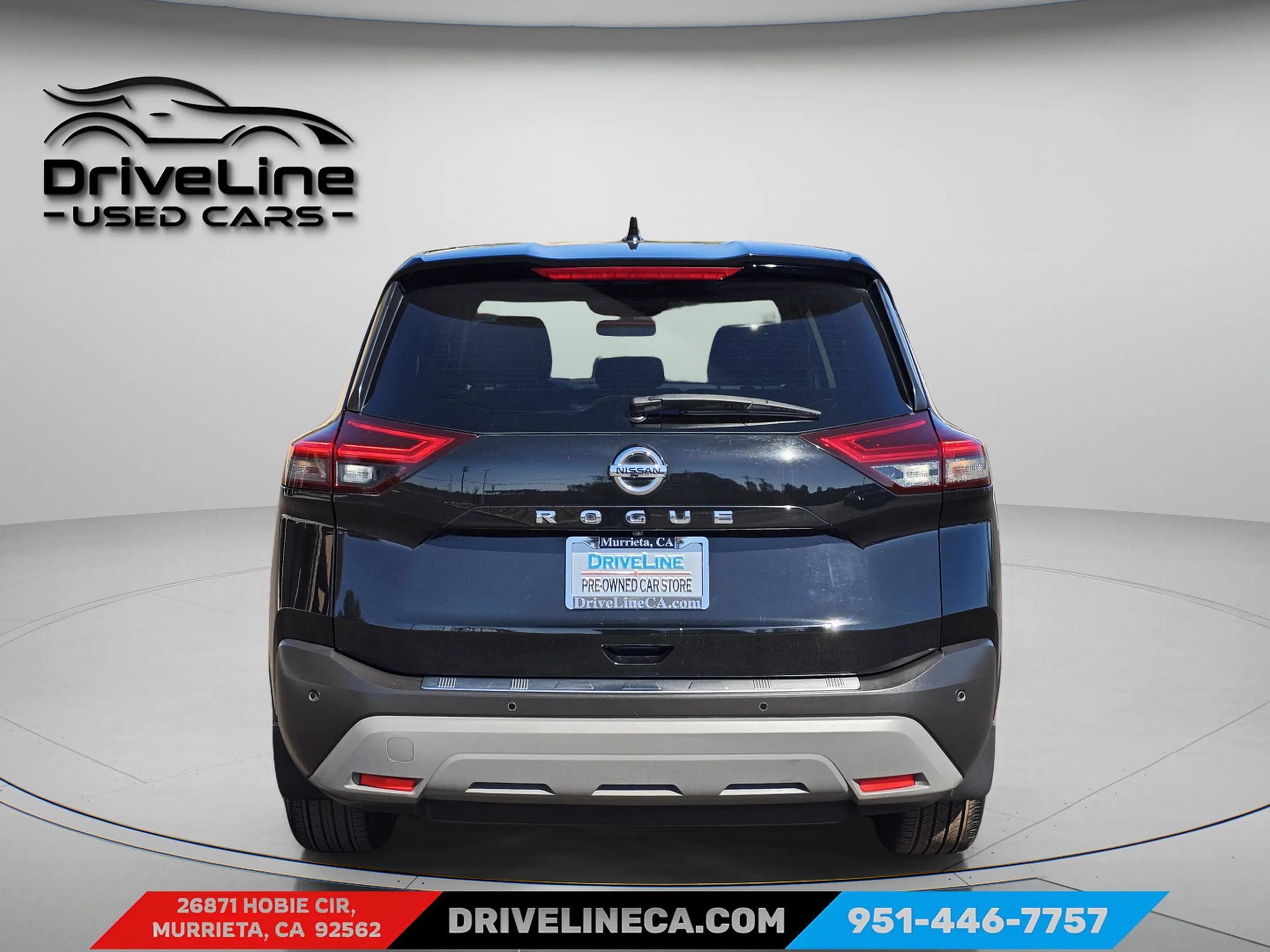 Used 2023 Nissan Rogue SV FWD image 3