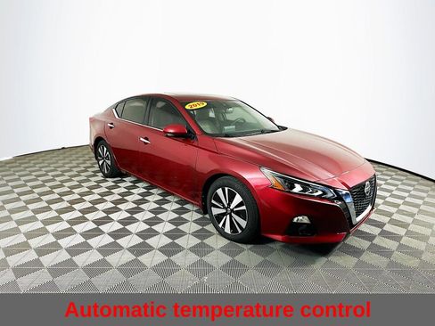 Used 2019 Nissan Altima 2.5 SV FWD image 4