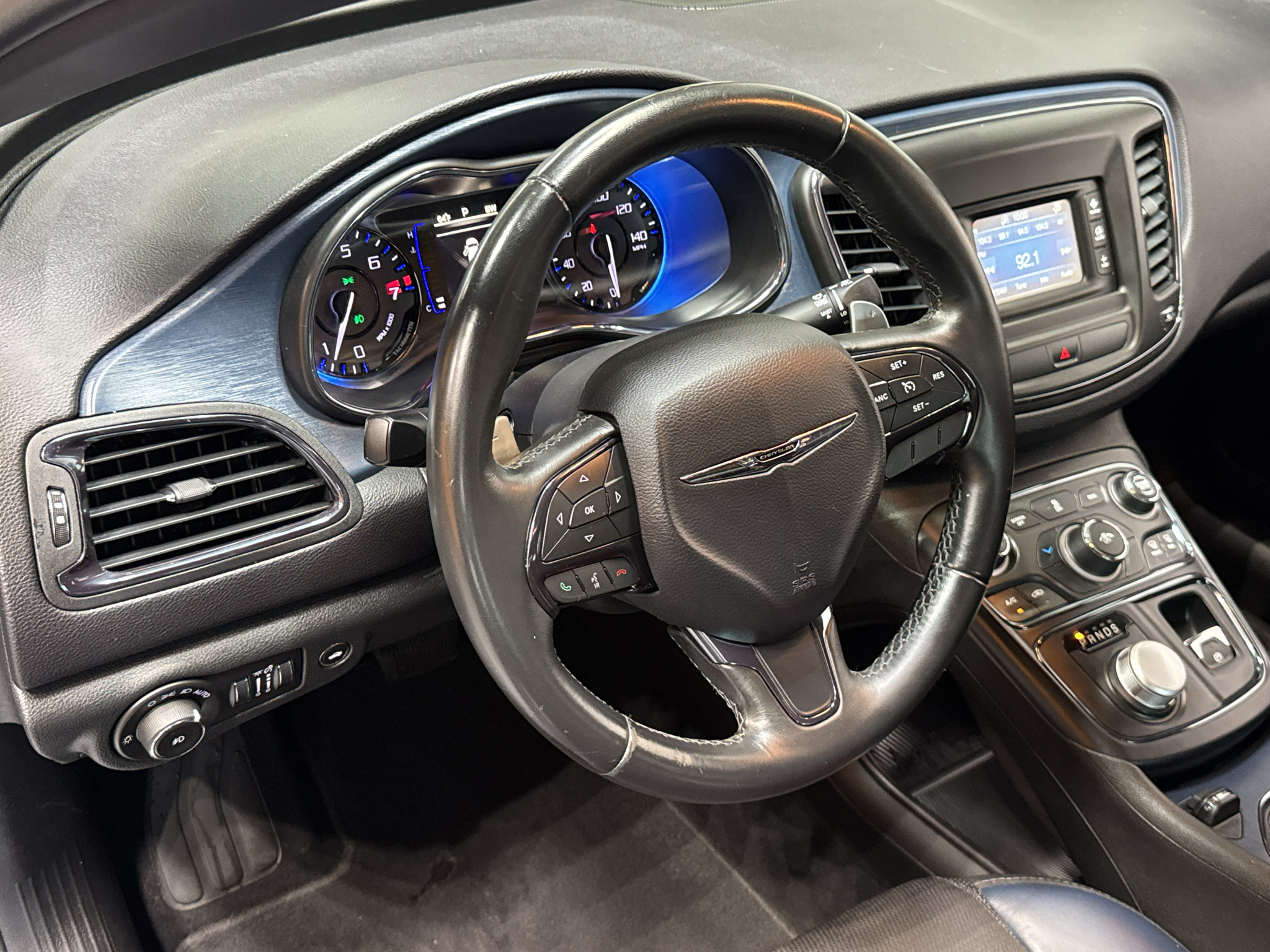 Used 2015 Chrysler 200 S FWD image 15