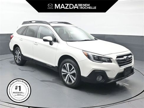 Used 2019 Subaru Outback 2.5i Limited image 1