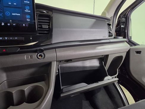 Used 2023 Ford Transit 350 XLT RWD image 27