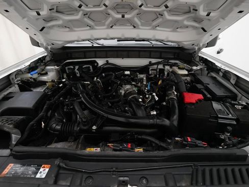 Used 2022 Ford Bronco Black Diamond AWD/4WD image 3