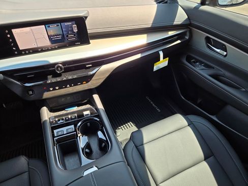 New 2026 Nissan Murano SL AWD/4WD image 11