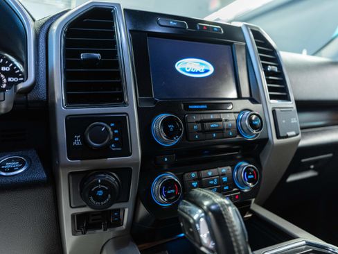 Used 2017 Ford F150 Lariat w/ Equipment Group 501A Mid AWD/4WD image 12