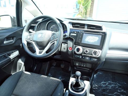 Used 2015 Honda Fit EX image 35