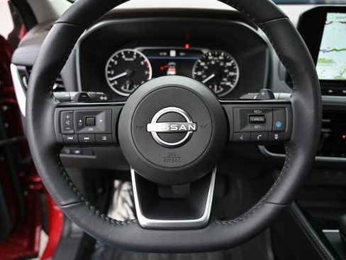 Used 2023 Nissan Rogue SL w/ SL Premium Package image 23