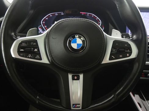 Used 2019 BMW X5 xDrive40i w/ M Sport Package image 18