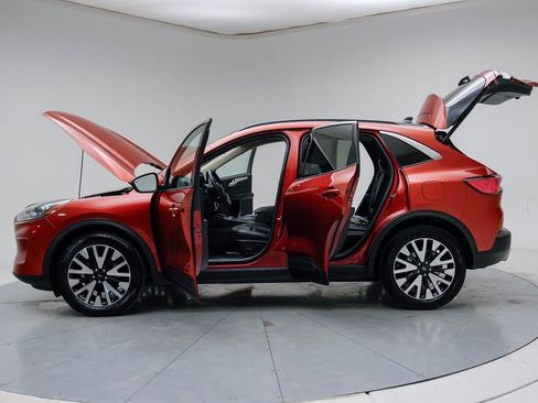 Used 2020 Ford Escape SEL image 18