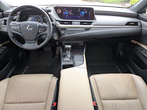 Used 2019 Lexus ES 350 w/ Accessory Package 2 FWD image 14