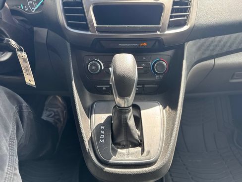Used 2019 Ford Transit Connect XL FWD image 18