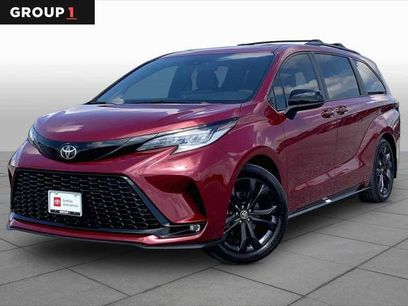 Certified 2026 Toyota Sienna XSE