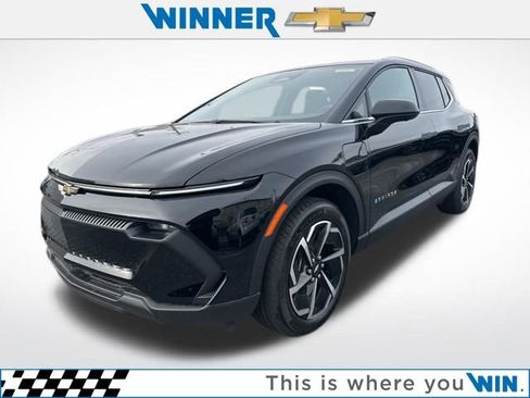 New 2026 Chevrolet Equinox EV LT image 1