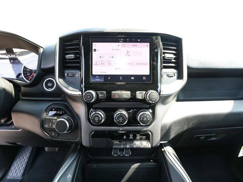 New 2026 RAM 1500 Express AWD/4WD image 15