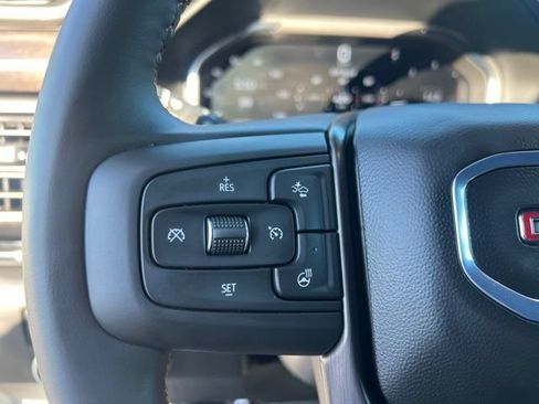 Used 2025 GMC Sierra 2500 AT4 AWD/4WD image 19