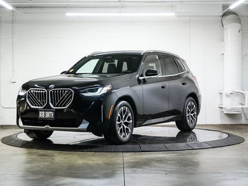 Used 2026 BMW X3 xDrive30i AWD/4WD image 3