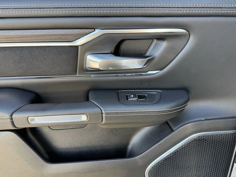 Used 2025 RAM 1500 Laramie image 16