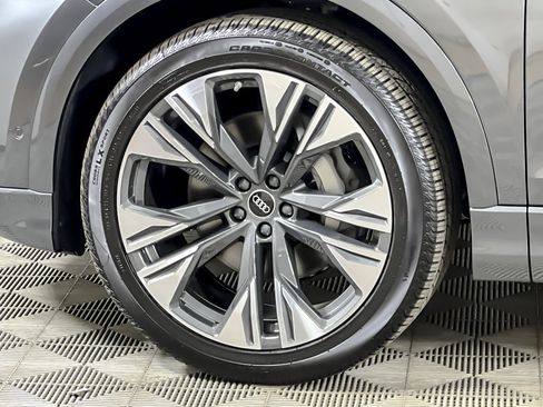 New 2026 Audi Q8 Premium Plus image 23