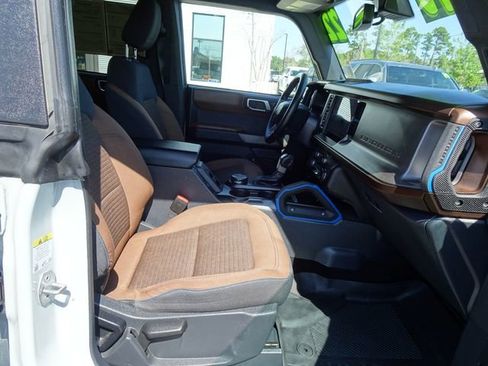 Used 2022 Ford Bronco Outer Banks image 15