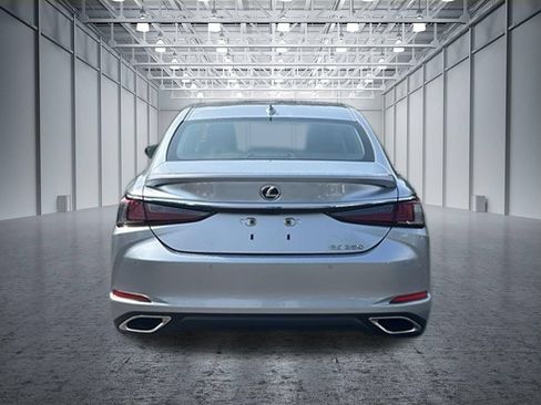 Used 2024 Lexus ES 350 w/ Premium Package FWD image 19