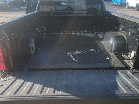 Used 2024 Chevrolet Silverado 1500 LT image 11