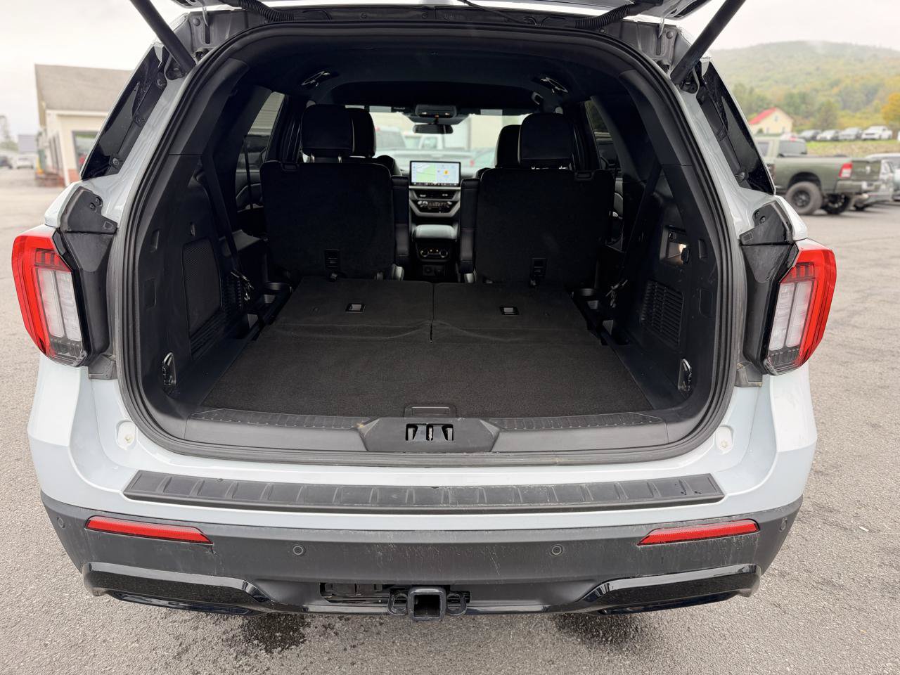 Used 2026 Ford Explorer ST-Line AWD/4WD image 15