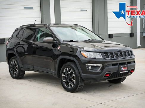 Used 2019 Jeep Compass Trailhawk image 1