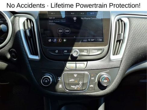 Used 2024 Chevrolet Malibu LS FWD image 18