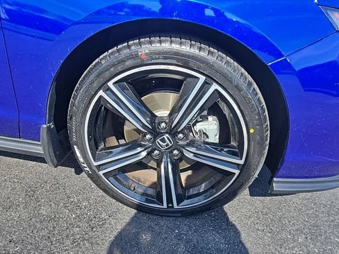Certified 2025 Honda Accord Sport image 9