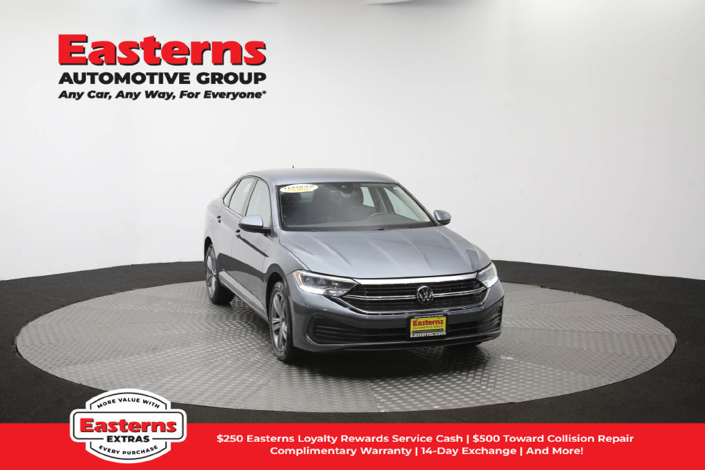 Used 2024 Volkswagen Jetta SE FWD image 52