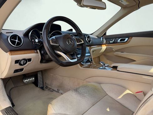 Used 2018 Mercedes-Benz SL 450 image 30