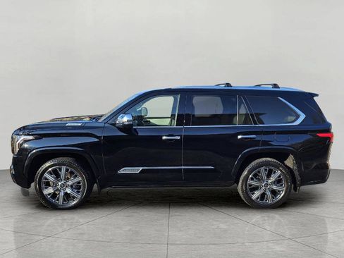 Used 2024 Toyota Sequoia Capstone image 5