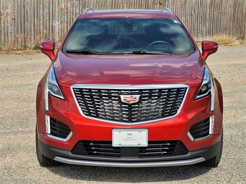 Used 2024 Cadillac XT5 Premium Luxury w/ Technology Package image 2