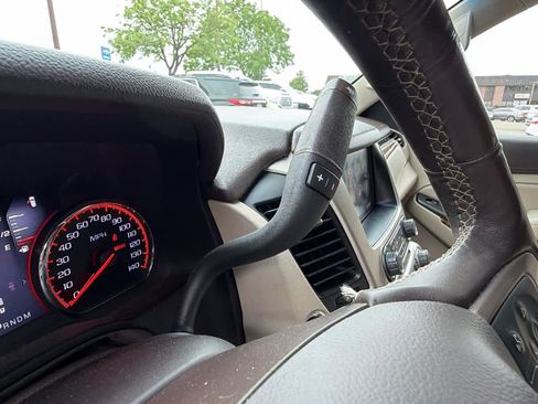 Used 2016 GMC Yukon Denali w/ Open Road Package AWD/4WD image 13