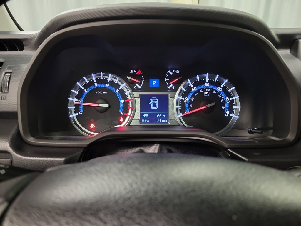 Used 2017 Toyota 4Runner Limited AWD/4WD image 26