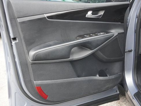 Used 2020 Kia Sorento LX image 20