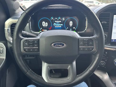 Used 2021 Ford F150 Lariat AWD/4WD image 10