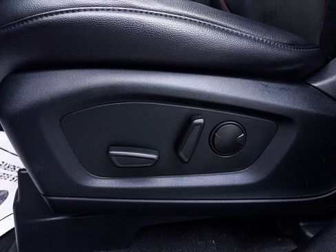 Used 2023 Ford Explorer ST-Line w/ Class IV Trailer Tow Package image 20